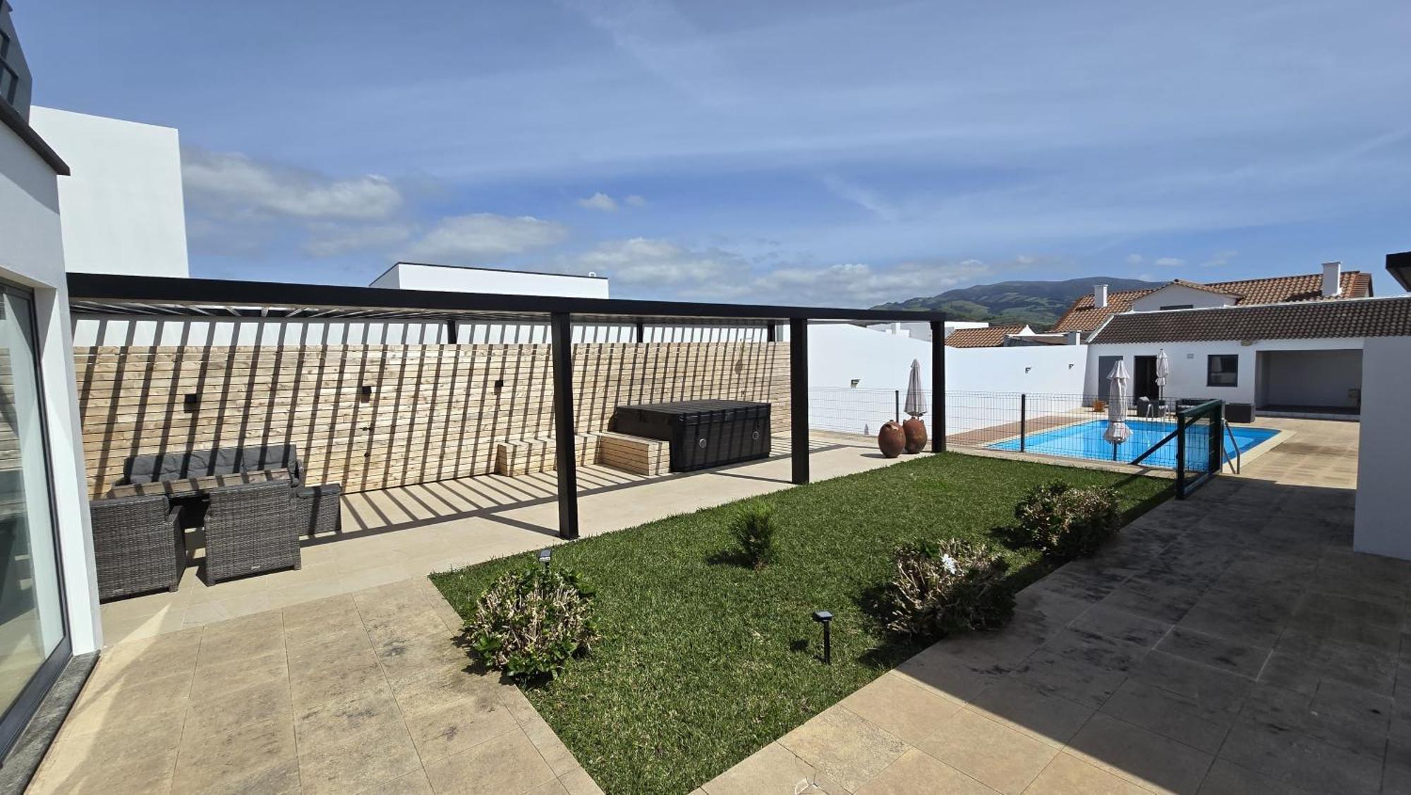 Casa Lagoa - Pool,jacuzzi Family& Friends Holiday home